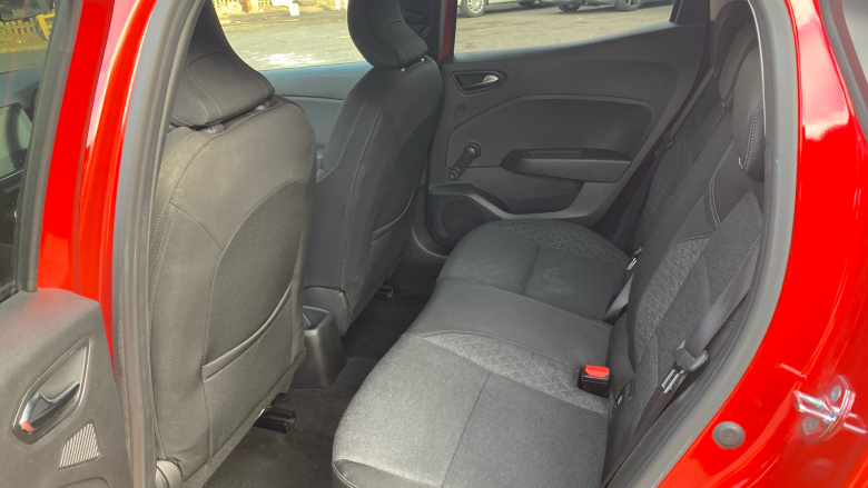 Renault Clio 1.0 TCe 100 Iconic 5dr Petrol Hatchback